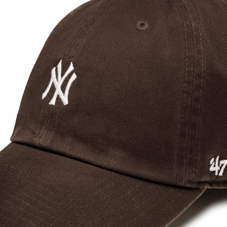 47´- MLB New York Yankees Base Runner Brown