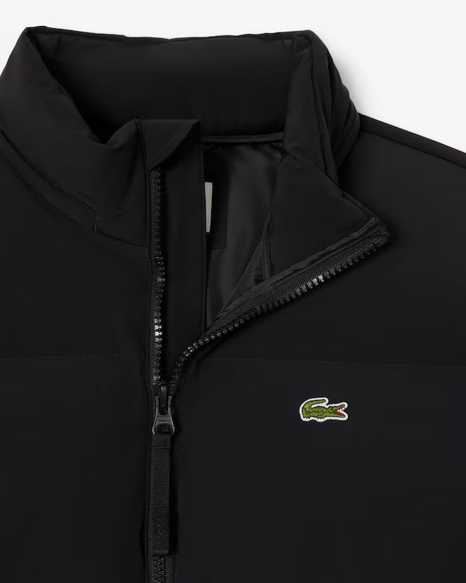 Lacoste- Chaqueta acolchada con capucha hidrófuga